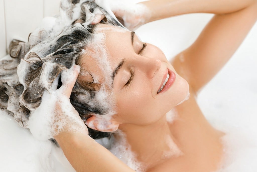 4 benefícios do shampoo sólido em barra