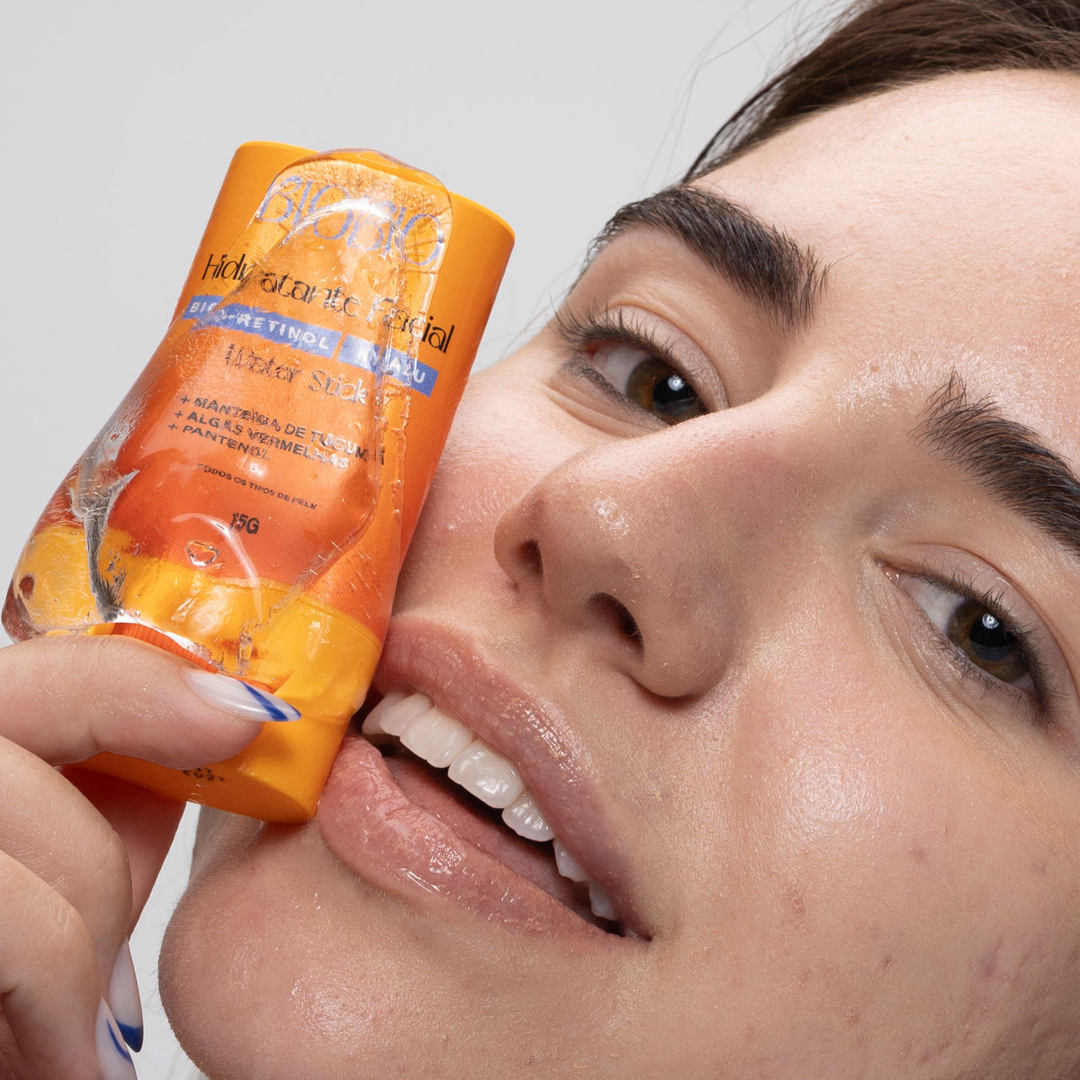 Tripla Hidratação - Bastão Hidratante Bioretinol Hyalu